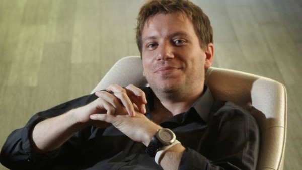 239110-hit-gareth-edwards