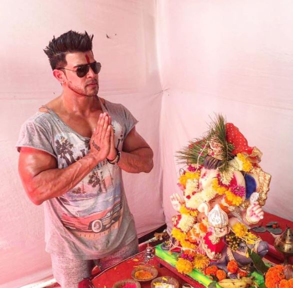 Sahil Khan Sends A Strong Message To The Troller Who Shamed Him For  Celebrating Ganesh Chaturthi - RVCJ Media