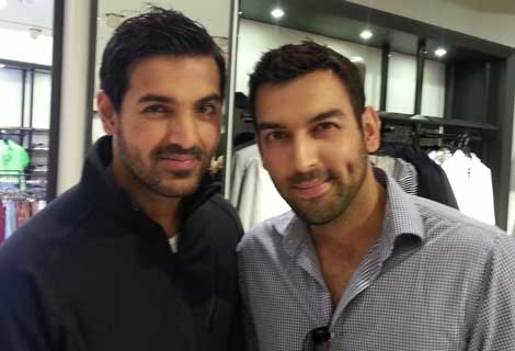 John Abraham & One Of His Fan