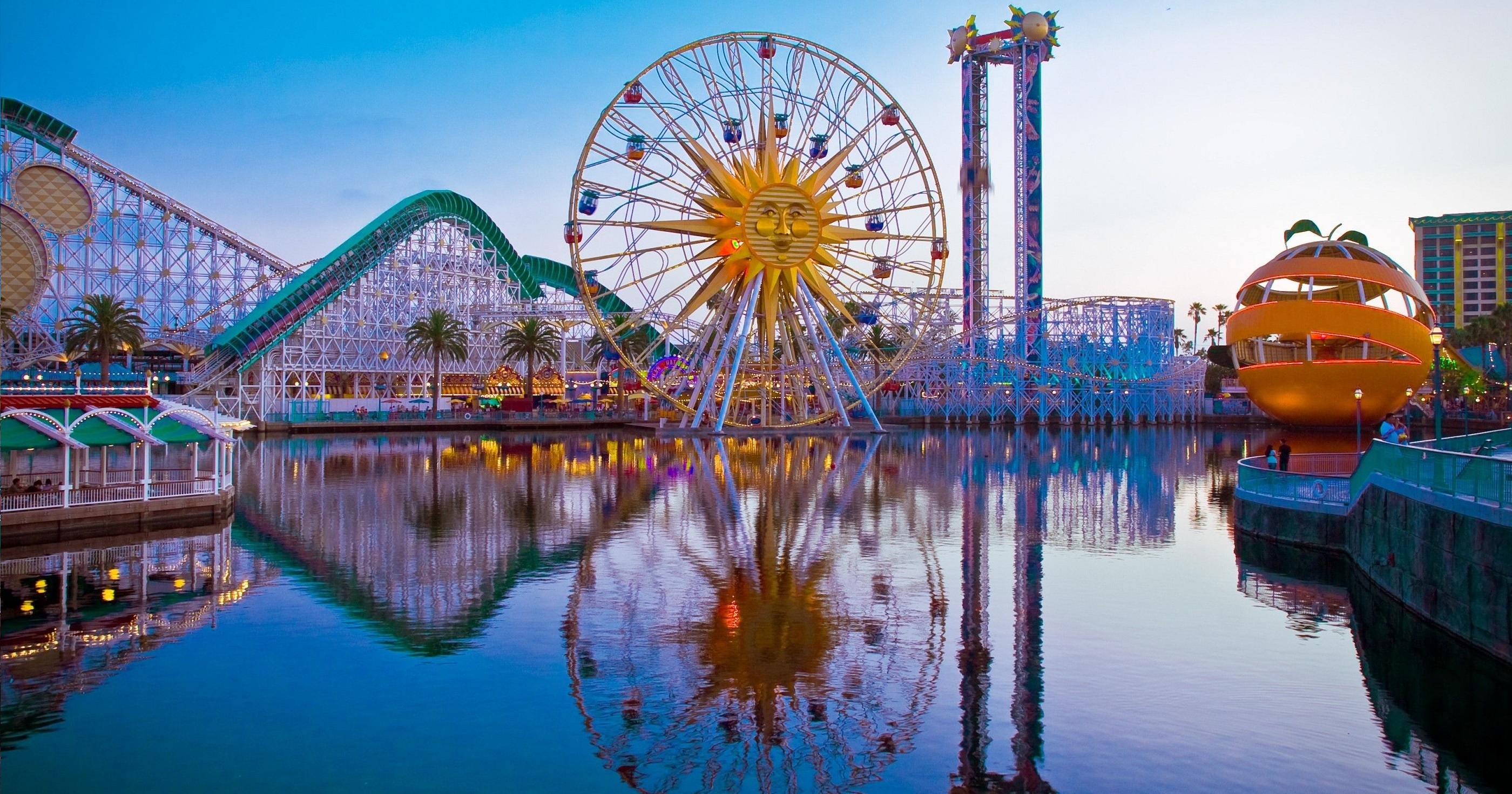 Top 10 Theme Parks In The World That You Must Visit Before You Die