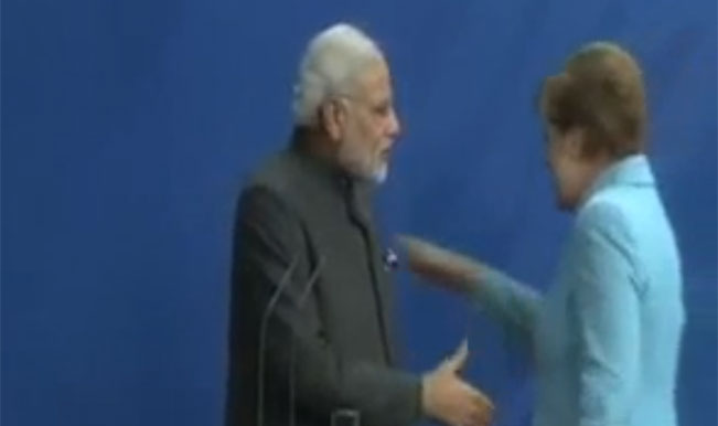 Insulting - PM Modi Tried To Shake Hands With German Chancellor Who Fully IGNORED Him RVCJ Media