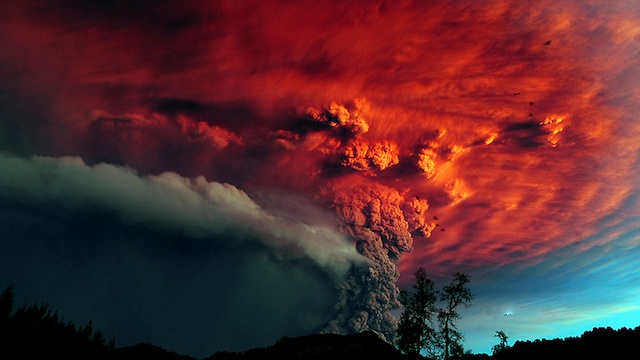 These 11 Images & Video Of Volcano Eruption In Chile On Earth Day Show How Frightening Nature Can Be RVCJ Media