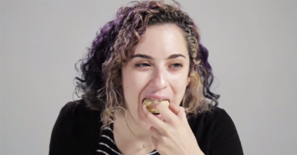 Look How AMERICANS Try PANI PURI For The First Time & Fell In Love With It! RVCJ Media