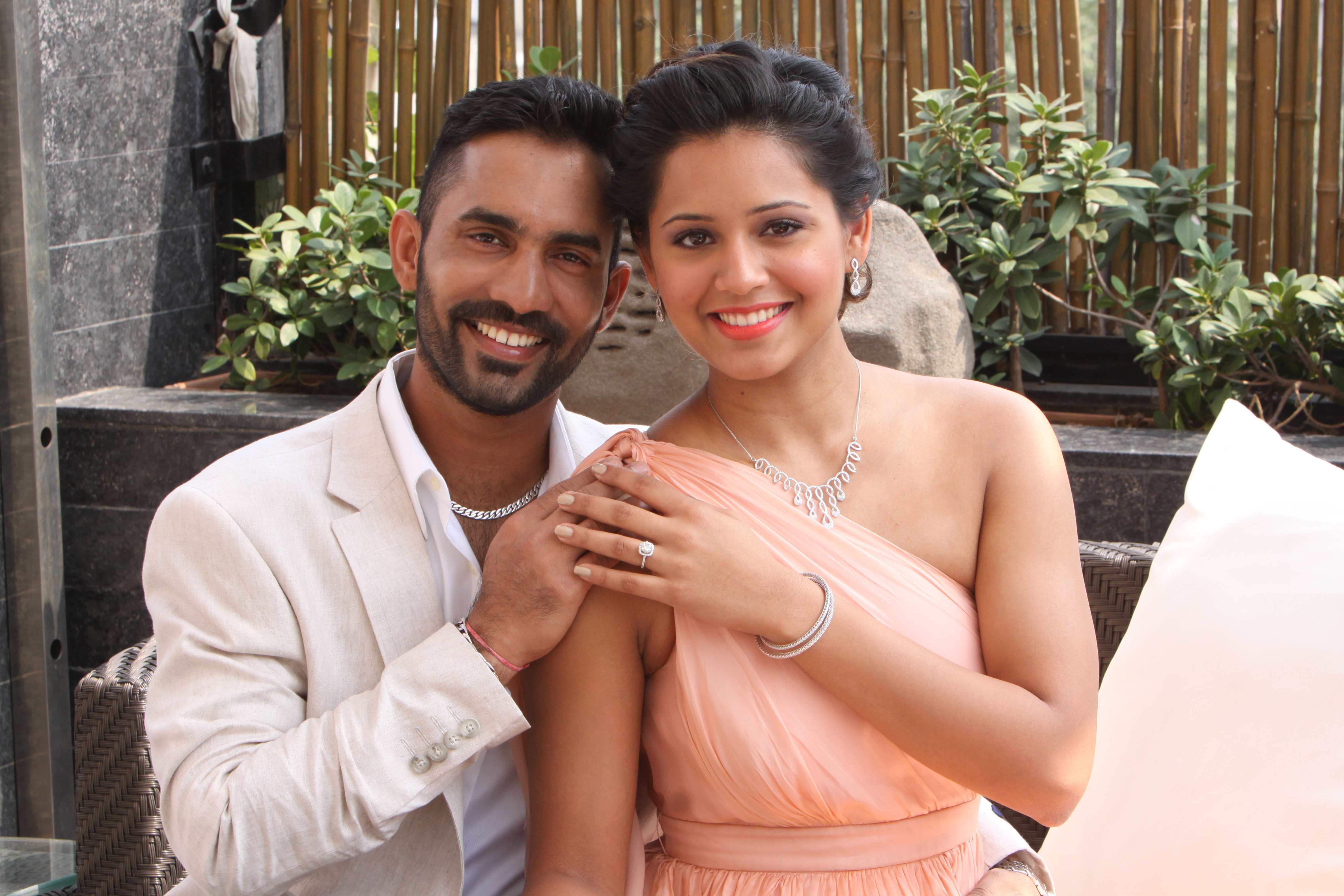 Wife of the year. Dinesh Karthik. Dipika Pallikal Karthik. Dipika Pallikal Karthik c детьми. Сачин Тендулкар и его жена.