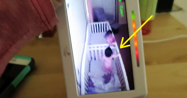 This Video Of Twin Baby Girls Making A Fool Of Their Mom Is Going Super Viral 1 This Video Of Twin Baby Girls Making A Fool Of Their Mom Is Going Super Viral RVCJ Media