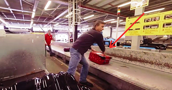 This Video Showing What Happens To Your Checked Luggage At The Airport Will Blow Your Mind 1 This Video Showing What Happens To Your Checked Luggage At The Airport Will Blow Your Mind RVCJ Media