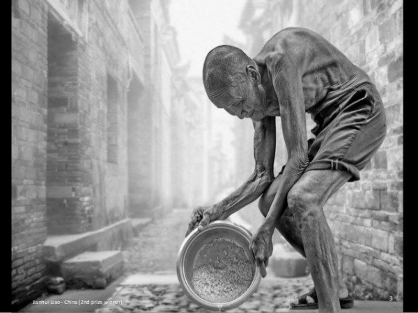 hamdan-international-photography-award-2014-street-life-3-638