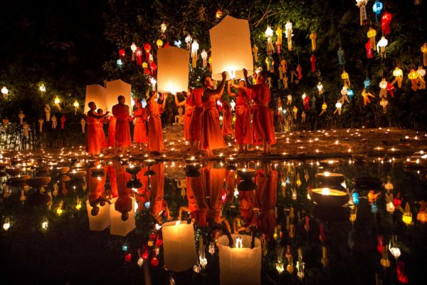 10 Countries Apart From India That Celebrate Diwali With Great Enthusiasm - RVCJ Media