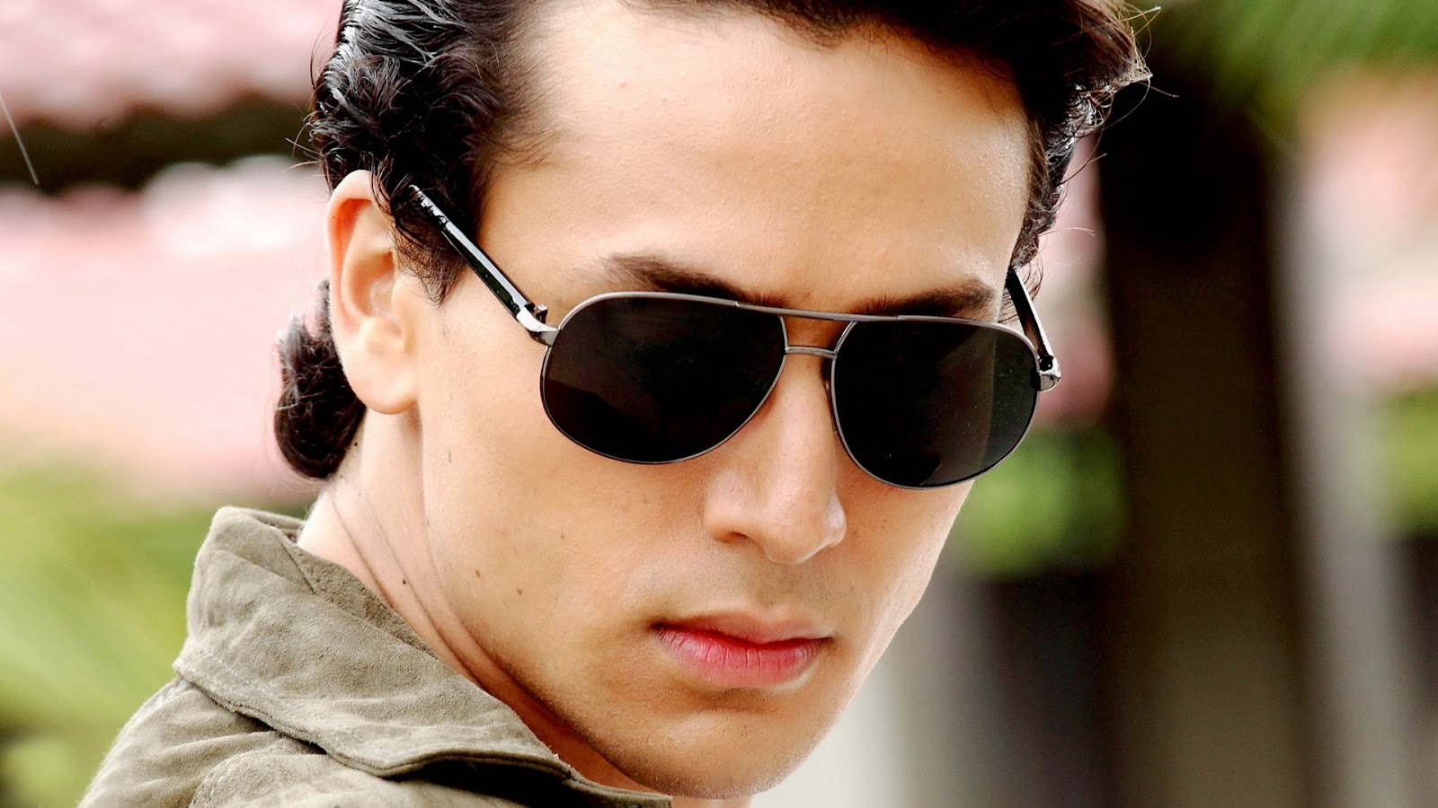 Heropanti-actors-Tiger-Shroff-hd-photos - RVCJ Media