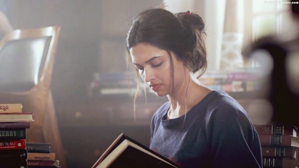 Deepika Padukone Shares A Heartfelt Handwritten Note On Depression. It's A Must Read For All - RVCJ Media
