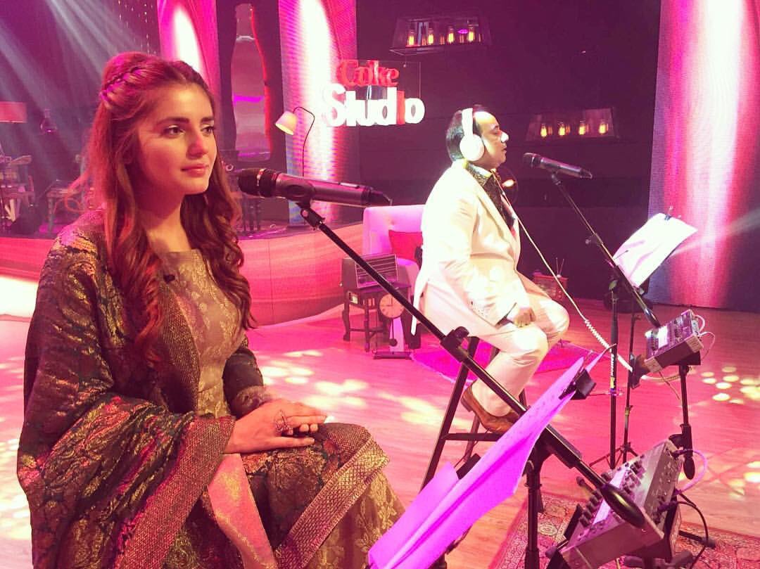 Meet Pakistani Singer Momina Mustehsan! You’ll Definitely Have A Crush On Her After Seeing Pics