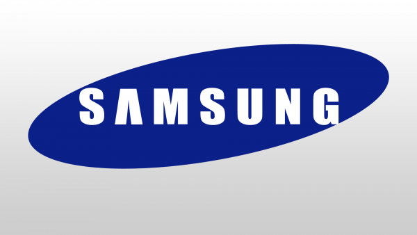 Fed Up Of Samsung’s Poor Service, Man Broke His New Rs 21,000 Phone At Customer Care Center - RVCJ Media