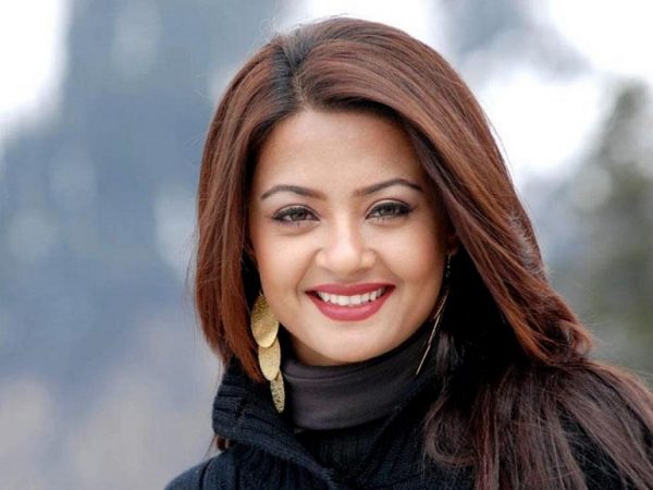 Surveen Chawla Did A Big Fraud Worth Rs 40 Lakhs. Booked By Police 2 Surveen Chawla Did A Big Fraud Worth Rs 40 Lakhs. Booked By Police - RVCJ Media