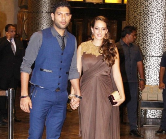 Ishant Sharma Trolls Yuvraj Singh For What He Did During Janta Curfew - RVCJ Media