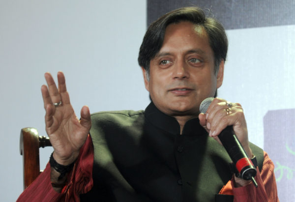Shashi Tharoor Takes Up PM Modi’s Language Challenge & Twitter Can’t Keep Calm RVCJ Media