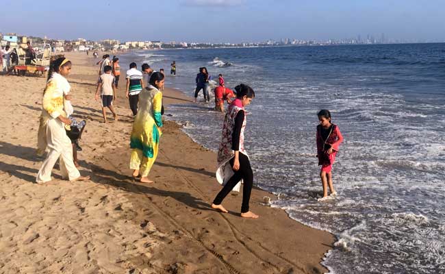 Lawyer Cleared 5 Million Kg Trash From Versova Beach! Transformation Pics Will Surprise You!