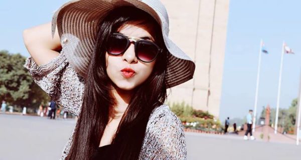 Dhinchak Pooja Is Back With New Song & It Gave People Headache. She Got Trolled Like Never Before - RVCJ Media