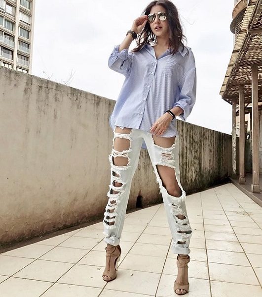 Anushka'S New Look Is Damn Classy! We Loved The Way She'S Carrying It With Confidence 2 Anushka's New Look Is Damn Classy! We Loved The Way She's Carrying It With Confidence - RVCJ Media