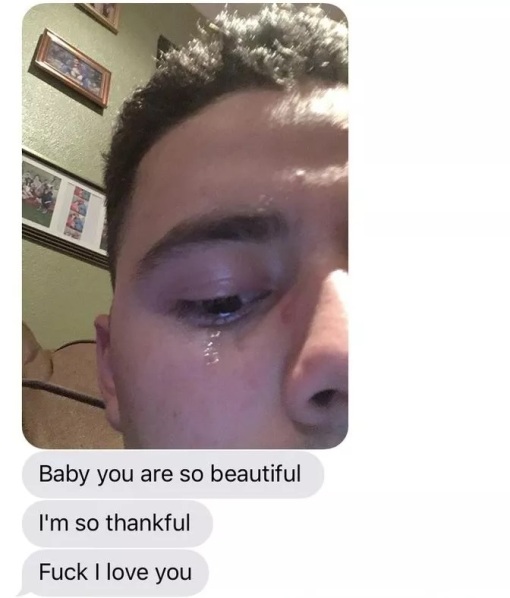 This Girl’s Selfies Were So Beautiful That Her Boyfriend Literally Started Crying! 6 This Girl’s Selfies Were So Beautiful That Her Boyfriend Literally Started Crying! - RVCJ Media