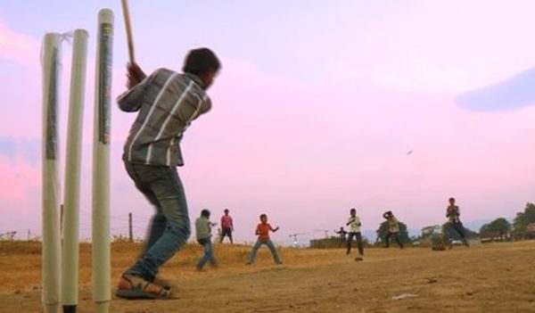 Wtf! 5 Men Thrashed &Amp; Stabbed For Playing Cricket In A Park Of Delhi 2 WTF! 5 Men Thrashed & Stabbed For Playing Cricket In A Park Of Delhi - RVCJ Media