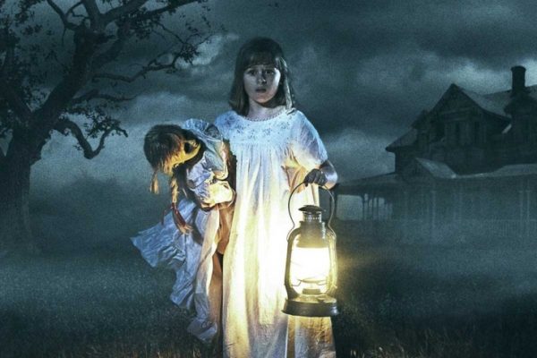 Girl Screams &Amp; Punches Herself After Watching Annabelle! This Scary Video Goes Viral 2 Girl Screams & Punches Herself After Watching Annabelle! This Scary Video Goes Viral - RVCJ Media