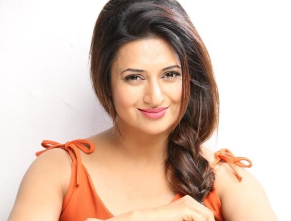 Divyanka Tripathi Urges Pm Modi To Rid India Of Rapists In A Series Of Hard-Hitting Tweets 3 Divyanka Tripathi Urges PM Modi To Rid India Of Rapists In A Series Of Hard-Hitting Tweets - RVCJ Media