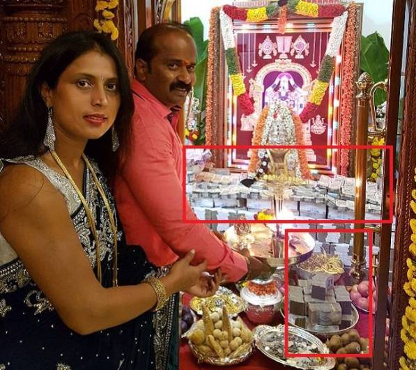 Man Offers Pots Of Gold &Amp; Rs 88 Lakh Cash In Pooja, Posts Photos On Facebook &Amp; Landed In Trouble 2 Man Offers Pots Of Gold & Rs 88 Lakh Cash In Pooja, Posts Photos On Facebook & Landed In Trouble - RVCJ Media