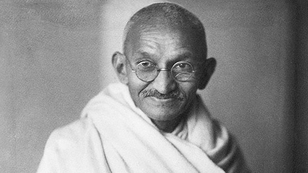 Meet Mahatma Gandhi’s Great Granddaughter Medha Gandhi! She’s The Latest Internet Sensation