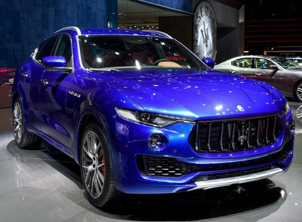 Arjun Kapoor Buys This Luxury Suv Even Before Its Launch! He’s The First Bollywood Actor To Have It 3 Arjun Kapoor Buys This Luxury SUV Even Before Its Launch! He’s The First Bollywood Actor To Have It - RVCJ Media
