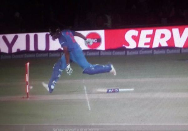 Rohit Sharma's Run-Out Was Damn Funny! Twitter Came Up With Hilarious Jokes! - RVCJ Media