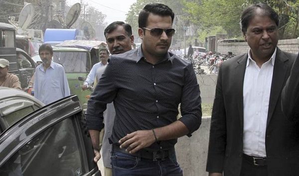 This Pakistani Opening Batsman Is Banned From Playing Cricket For 5 Years For Spot-Fixing 3 This Pakistani Opening Batsman Is Banned From Playing Cricket For 5 Years For Spot-Fixing - RVCJ Media