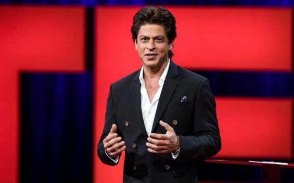 Interviewer Asked Srk, &Quot;What About Gaalis You Get On Social Media?&Quot;. He Gave Witty Reply 3 Interviewer Asked SRK, "What About Gaalis You Get On Social Media?". He Gave Witty Reply - RVCJ Media