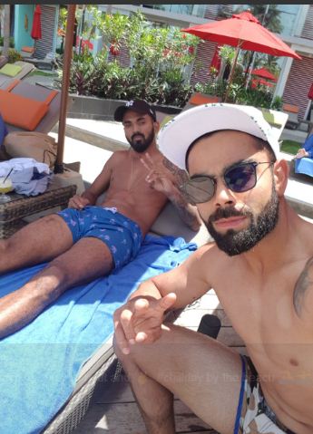 KL Rahul & Virat Kohli Posted A Selfie On Twitter! Yuvraj Singh Trolled Them Hilariously! - RVCJ Media