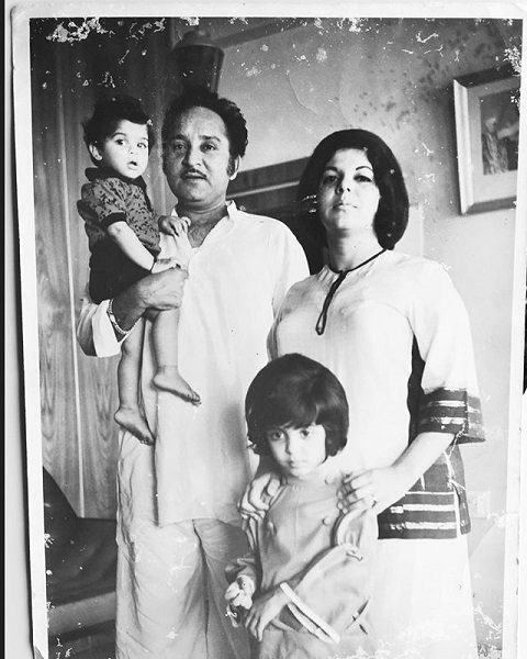 Shirish Trolled By Wife Farah After Sharing A Childhood Post! He Hilariously Trolled Her Back! 4 Shirish Trolled By Wife Farah After Sharing A Childhood Post! He Hilariously Trolled Her Back! - RVCJ Media