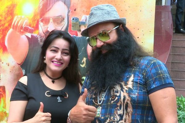 Ram Rahim Ran Bigg Boss Inside Dera With His Own Rules &Amp; Honeypreet Was The Show’s Star 3 Ram Rahim Ran Bigg Boss Inside Dera With His Own Rules & Honeypreet Was The Show’s Star - RVCJ Media