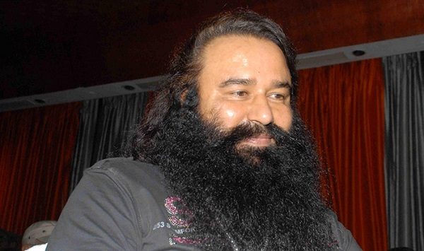 This Is How Sadhvis Used To Save Themselves From Being Raped By Ram Rahim In Dera 3 This Is How Sadhvis Used To Save Themselves From Being Raped By Ram Rahim In Dera - RVCJ Media