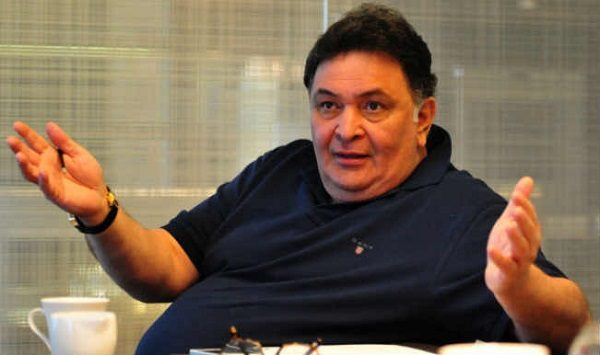 Rishi Kapoor Lost Cool At A Female Fan Who Asked Him For A Selfie RVCJ Media