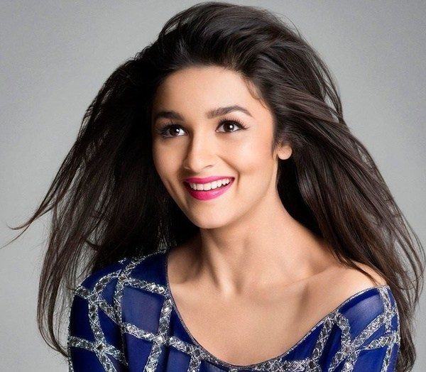Deepika Told Alia, &Quot;You Make No Sense&Quot; &Amp; You Need To Know The Reason 3 Deepika Told Alia, "You Make No Sense" & You Need To Know The Reason - RVCJ Media