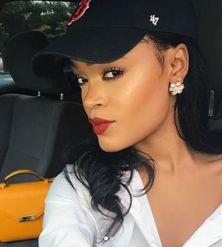Rihanna Has Got A Lookalike. Even You'll Get Confused As To Who The Real One Is - RVCJ Media