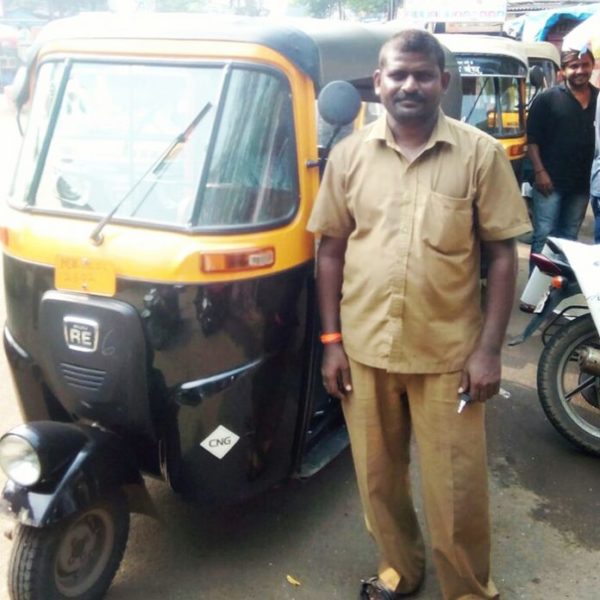 This Doctor Lost Her Wallet. What Auto Driver Did Is Going Viral - RVCJ Media