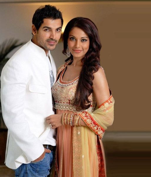You Will Never Be Able To See These Famous Bollywood Pairs Work Onscreen Again 5 You Will Never Be Able To See These Famous Bollywood Pairs Work Onscreen Again - RVCJ Media