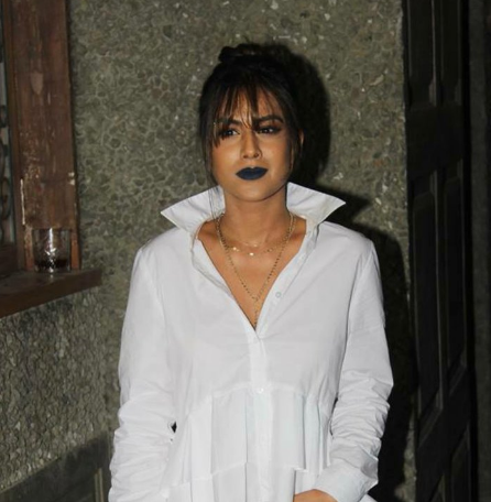 Nia Sharma Trolled For Her Lipstick Colour. She Gave A Reply Trollers Won't Forget - RVCJ Media