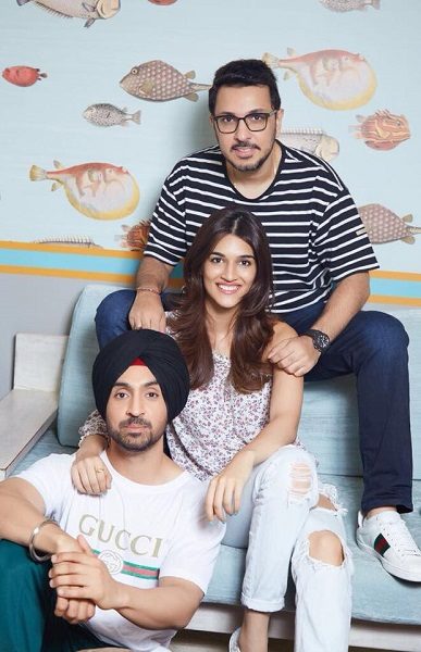 After Udta Punjab &Amp; Phillauri, Diljit Is All Set To Create Magic With Kriti Sanon In Next Film 5 After Udta Punjab & Phillauri, Diljit Is All Set To Create Magic With Kriti Sanon In Next Film - RVCJ Media