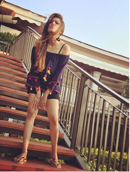 Hardik Pandya’s Glamorous Bhabhi Can Give Tough Competition To Top Models &Amp; Actresses 8 Hardik Pandya’s Glamorous Bhabhi Can Give Tough Competition To Top Models & Actresses - RVCJ Media