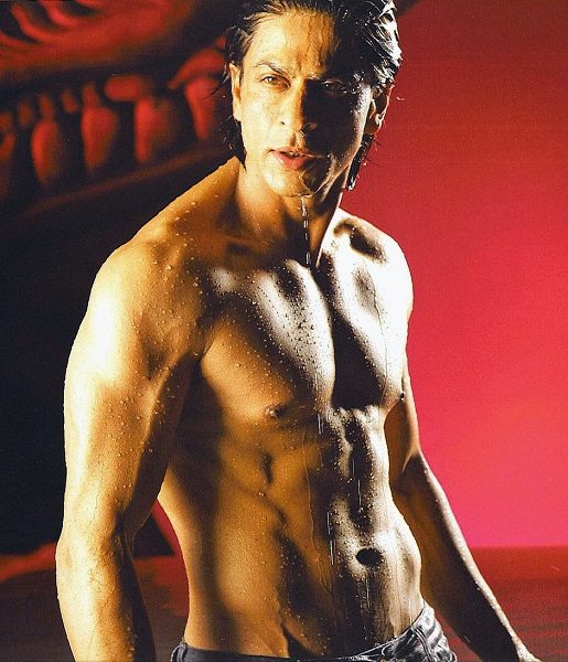 Farah Thanked Srk For Taking Off His Shirt. Srk’s Reply Will Bring A Smile On Your Face 3 Farah Thanked SRK For Taking Off His Shirt. SRK’s Reply Will Bring A Smile On Your Face - RVCJ Media