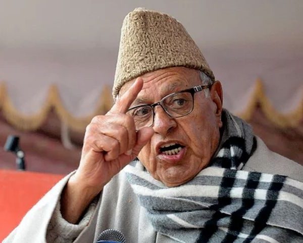 Journo Asks Farooq Abdullah, “Are You An Indian?” Angry Farooq Advises Him To Visit A Psychiatrist 3 Journo Asks Farooq Abdullah, “Are You An Indian?” Angry Farooq Advises Him To Visit A Psychiatrist - RVCJ Media