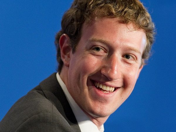 Twitter Trolls FB & WhatsApp Owner Mark Zuckerberg As He Joins Rival Messaging App Signal RVCJ Media