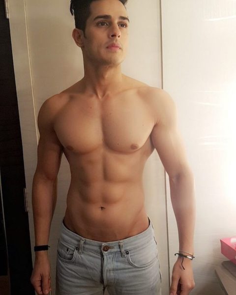 From Geek To Handsome Hunk, Priyank Sharma’s Awesome Transformation Is Hard To Believe 3 From Geek To Handsome Hunk, Priyank Sharma’s Awesome Transformation Is Hard To Believe - RVCJ Media