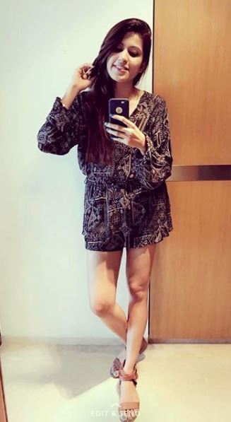 Meet Hardik Pandya's Bhabhi Who Is A Model, Her Instagram Photos Are Truly Glamorous - RVCJ Media