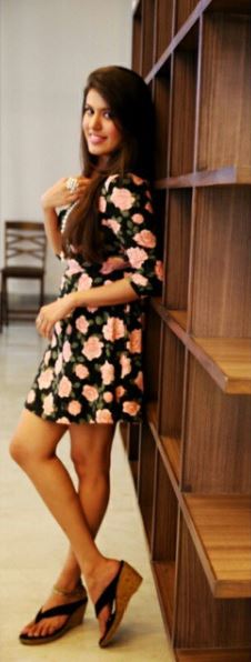 Meet Hardik Pandya's Bhabhi Who Is A Model, Her Instagram Photos Are Truly Glamorous - RVCJ Media